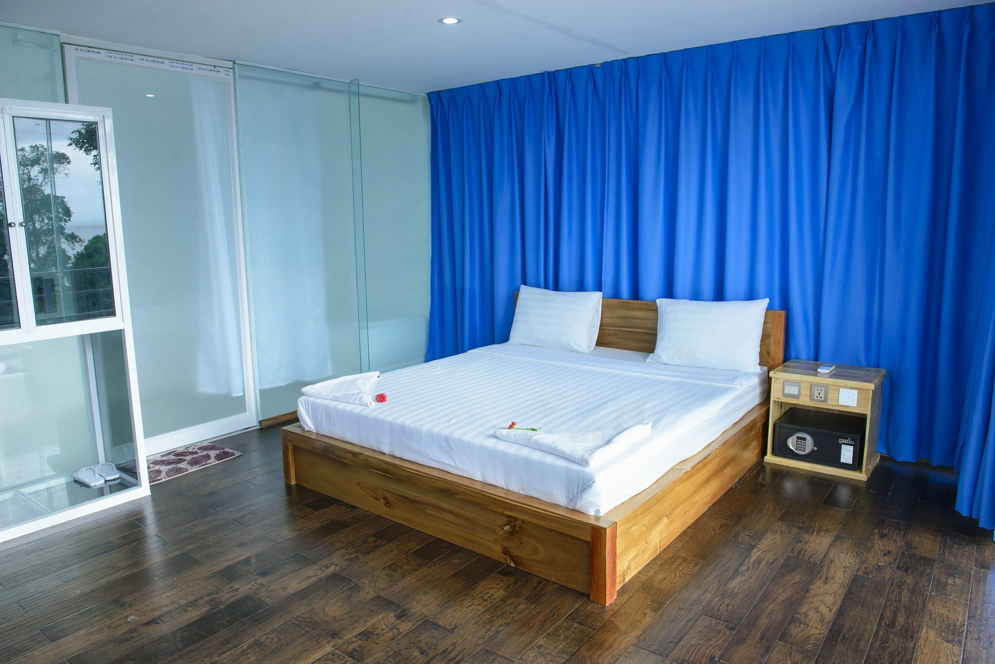 Kaoh Touch Koh Rong Ocean View Bungalow מראה חיצוני תמונה